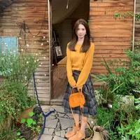 【张开心】韩系慵懒风一字肩毛衣发圈新款不规则格纹半身裙三件套