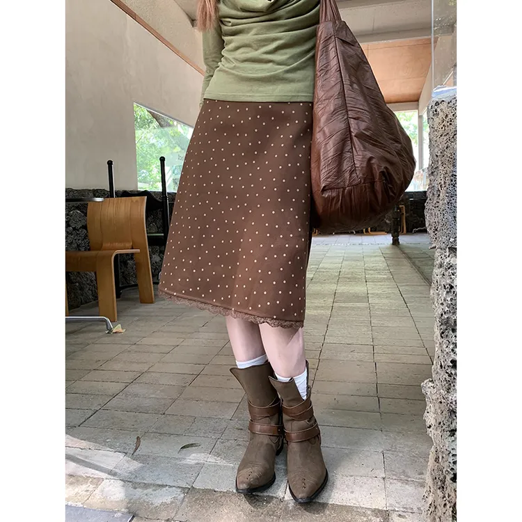 复古咖色波点a字半身裙女2025新款秋冬高腰中长款蕾丝边包臀裙子