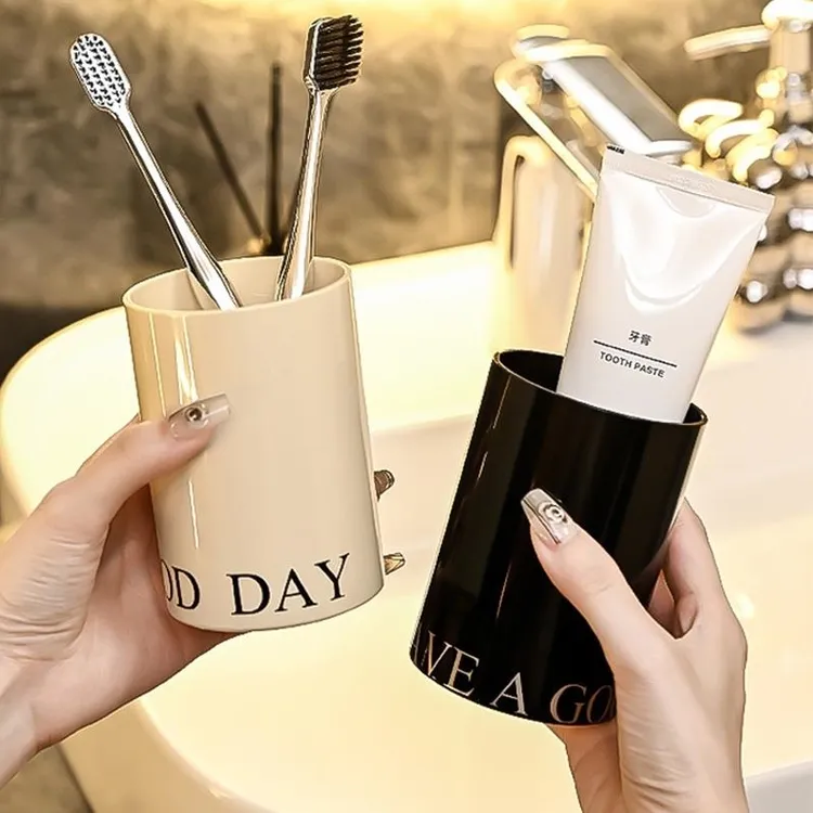 日本刷牙漱口杯家用浴室卫生间简约轻奢风儿童情侣洗漱牙缸牙杯子