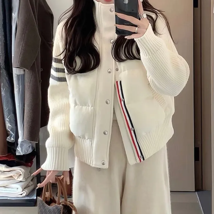 “显瘦还保暖”欧货爆款针织拼接假两件棉服（带领衣长70左右）