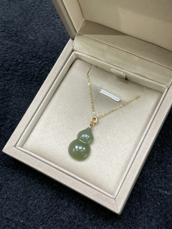 【玉在东方】银扣葫芦深和田玉吊坠晴水葫芦气质百搭精致镶嵌银镀