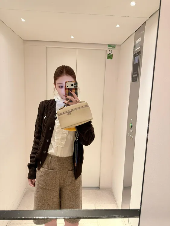 【同款性价比】韩版设计感通勤风百搭时尚修身显瘦内搭宽松开衫上衣