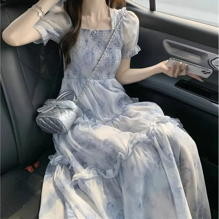 温柔风茶歇法式桔梗长裙2025夏季气质仙女超仙收腰方领碎花连衣裙