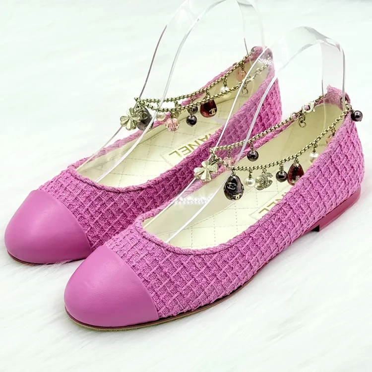 99新 Chanel/香奈儿 新款·重工金饰吊坠单鞋 37码 公价1w j1132