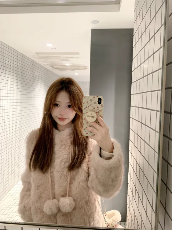 人造皮草 雪绒麻薯可爱小富婆环保皮草羊羔毛小球球毛毛外套冬