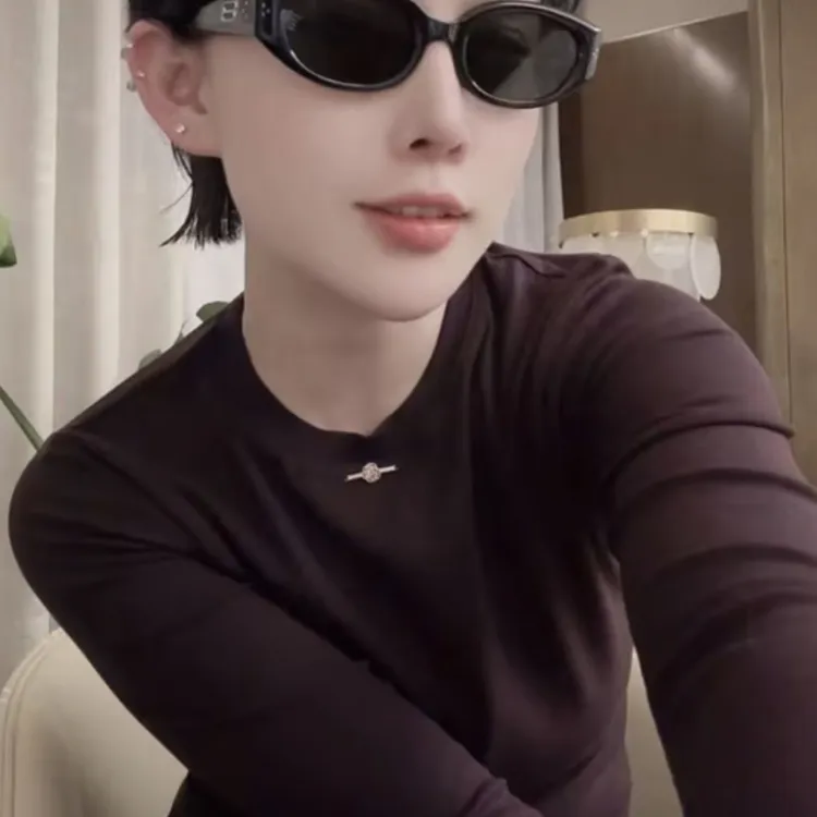 JING2025秋季新款25113女装圆领长袖T恤衫女士纯色百搭休闲上衣