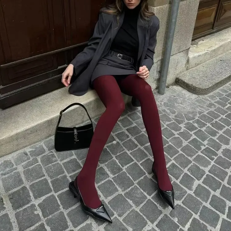 女士红色酒红色天鹅绒丝袜紧身打底裤外穿显瘦日常百搭连裤袜时尚