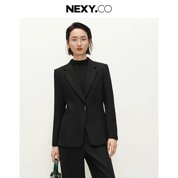 NEXY.CO/奈蔻气质长袖时尚休闲修身通勤外套XA02361W0/XA02360C4