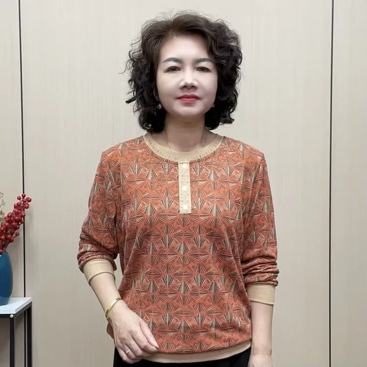 2025秋季百搭显瘦长袖女士时尚气质休闲宽松中老年洋气弹力妈妈装