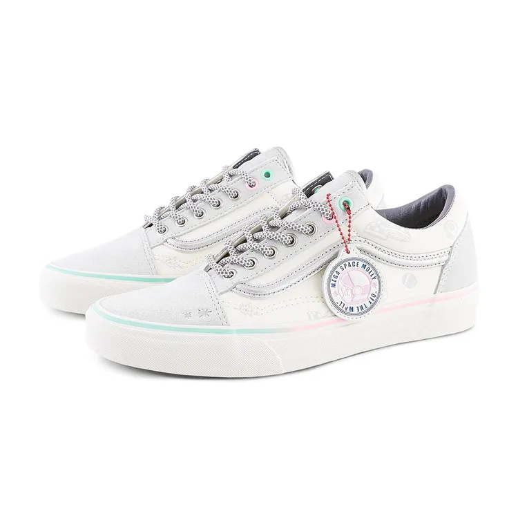 VANS范斯Vans xSPACE MOLLY系列OldSkool泡泡玛特板鞋VN000E9TBP1