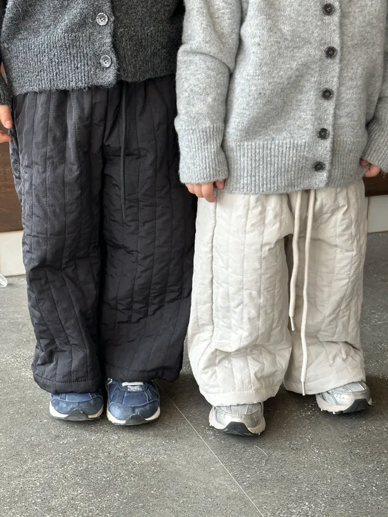 2025冬季新品儿童外穿防风时尚纯色加厚多层夹棉保暖直筒休闲裤