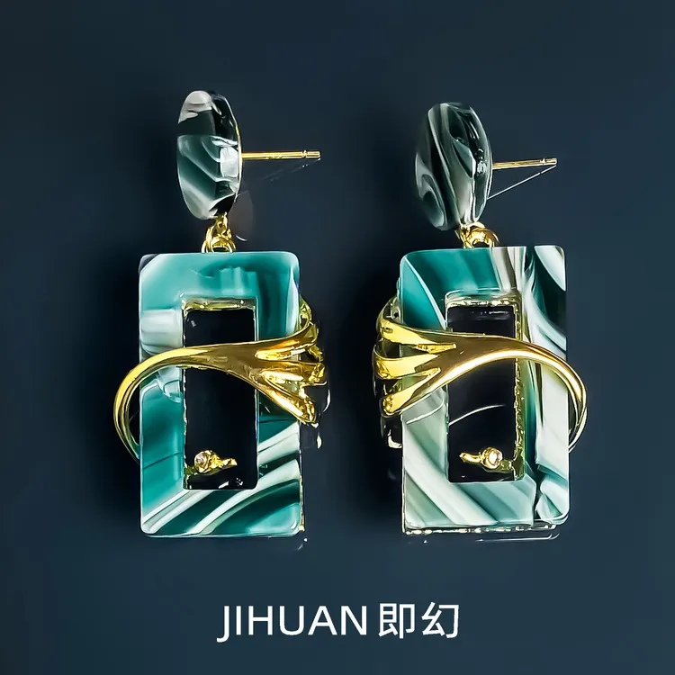 即幻 铜合金耳饰 ♦蔓延 欧美风走秀款耳饰 小众轻奢气质耳环 4536