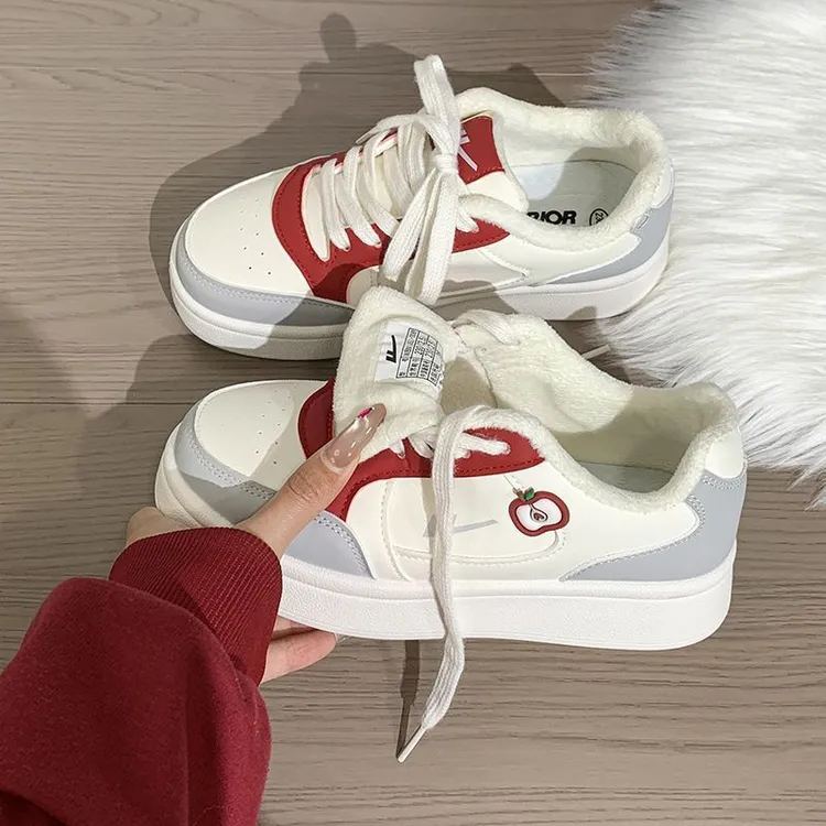 回力酒红2025新款爆款加绒板鞋子女秋冬百搭轻便时尚学生小白棉鞋