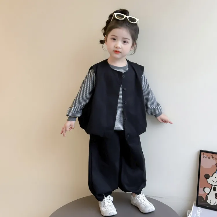女童马甲三件套秋季2025新款儿童春秋时尚巨好看宝宝韩版炸街衣服