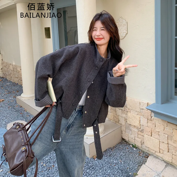 灰色复古短款毛呢外套女2025秋冬新款格子拼接高级感花苞呢子上衣