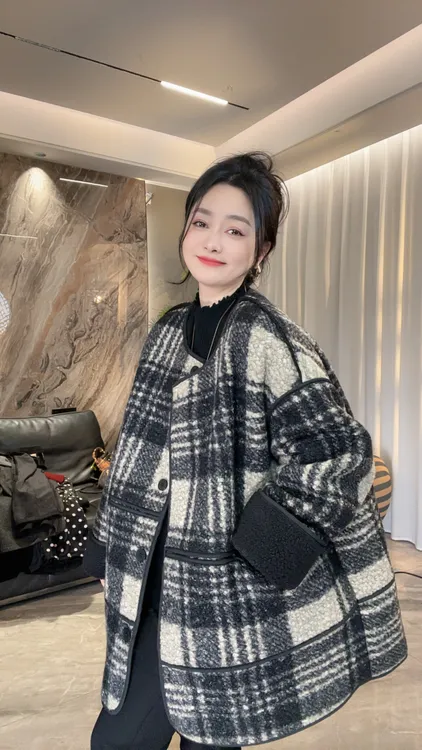 【冲姐】秋冬设计感时髦宽松韩版慵懒百搭外套（胸围.150衣长.80）