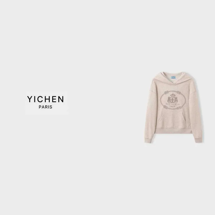 YC 燕麦色徽章印花休闲连帽卫衣-3544