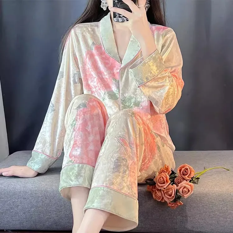 2025新款轻奢金丝绒睡衣女秋冬季长袖长裤甜美印花家居服网红套装