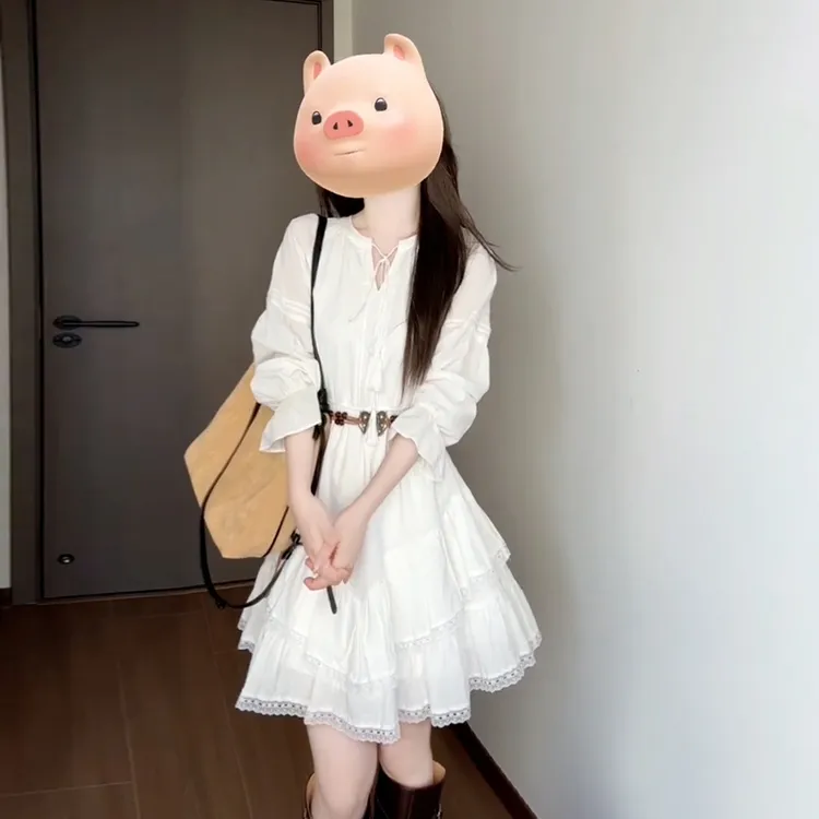 云南旅游度假穿搭高级感白色衬衫连衣裙女气质a字裙2025秋装新款