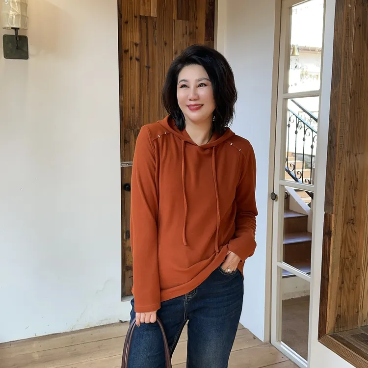 微胖女装【铆钉帽衫】奥绒显瘦分割帽衫小卫衣秋季大码20837