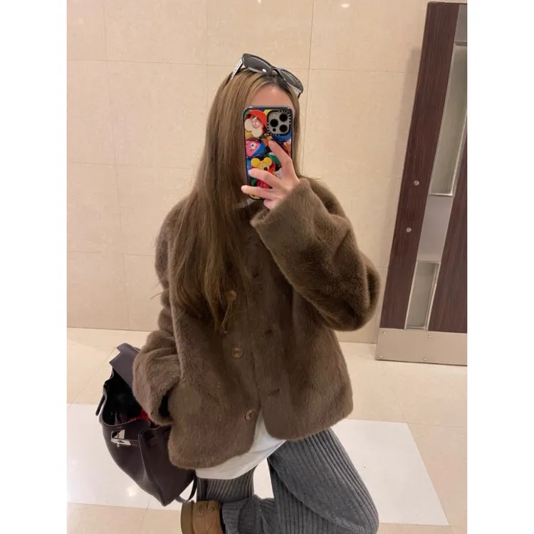 环保皮草仿貂毛短外套女冬季厚毛毛外套保暖皮草外套年轻款冬季