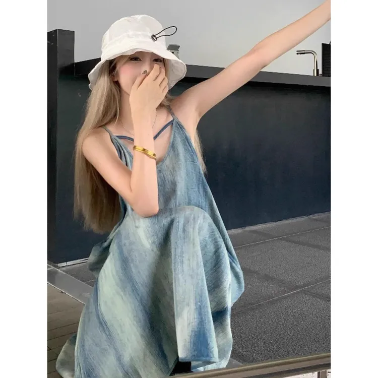 蓉蓉美式复古吊带连衣裙女夏季晕染牛仔蓝小众宽松长裙