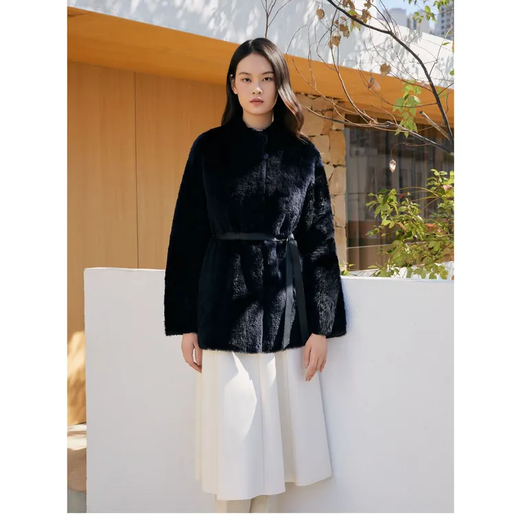 【拉贡】YINER音儿专柜25冬季新款法式奢感拉贡皮草外套8C65580336