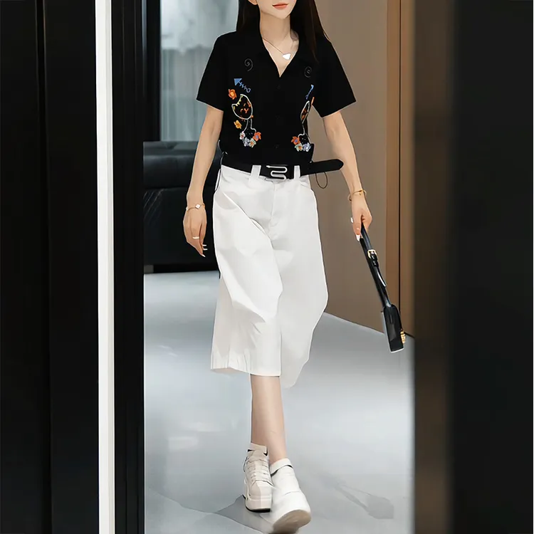 老钱风休闲套装女2025夏季新款彩线刺绣短袖衬衫五分阔腿裤两件套
