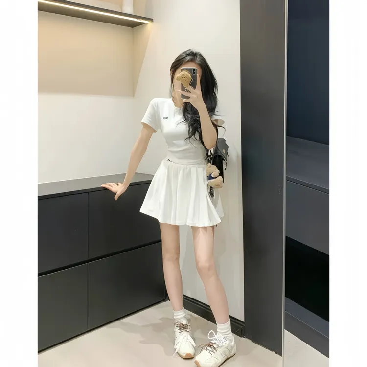 夏天两件套女装韩系减龄设计感白色气质小众时尚显瘦短袖半身裙