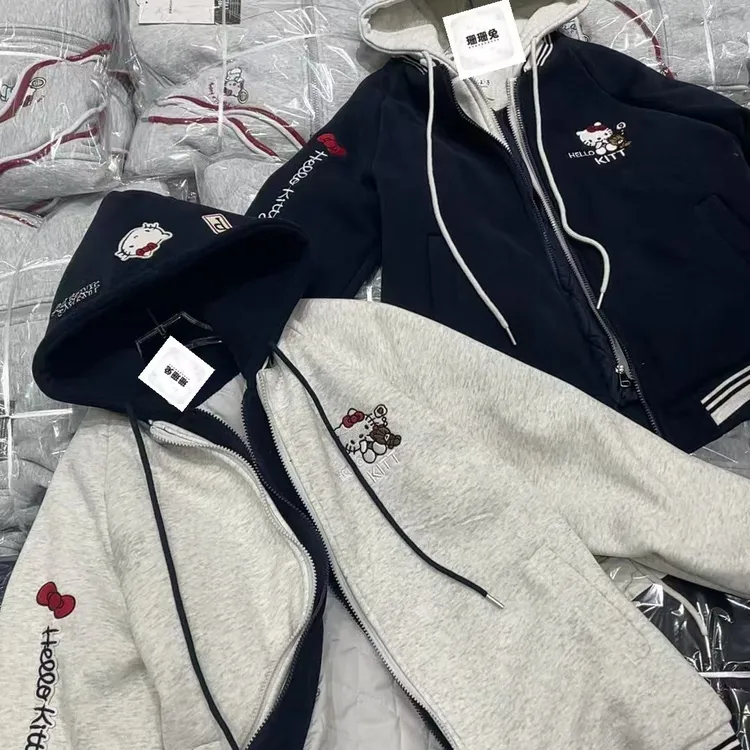 大童女孩甩帽棒球服，170-180尺寸加棉