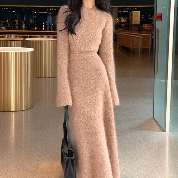 长裙白色打底秋毛衣裙女大衣内针织搭裙子冬季配连衣裙套装两件套