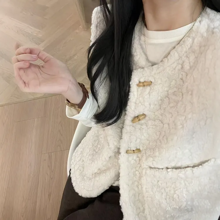 小众设计感羊羔毛马甲背心女冬季百搭显瘦保暖外搭短款马夹外套