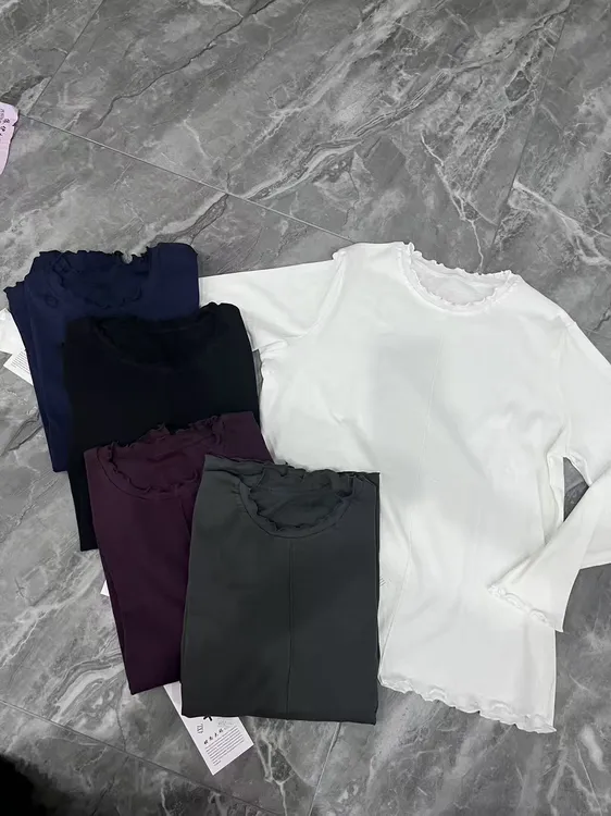 大码女装-6952女韩版内搭显瘦长袖圆领纯色秋冬内搭白色T恤