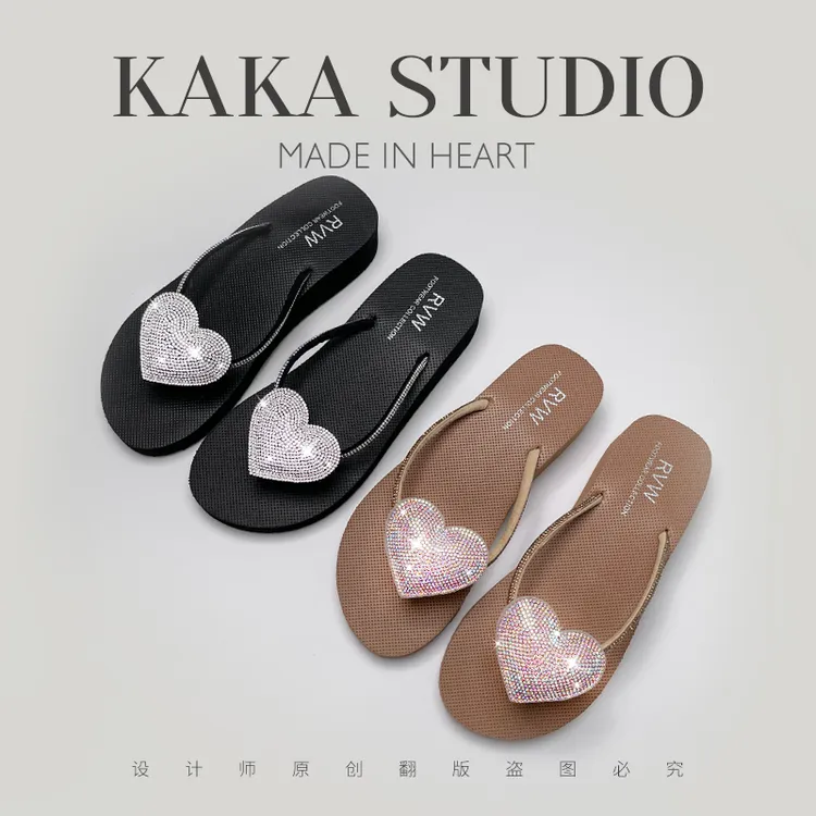 网红ins风闪钻爱心坡跟女士人字拖夏季新款休闲外穿夹脚凉拖鞋