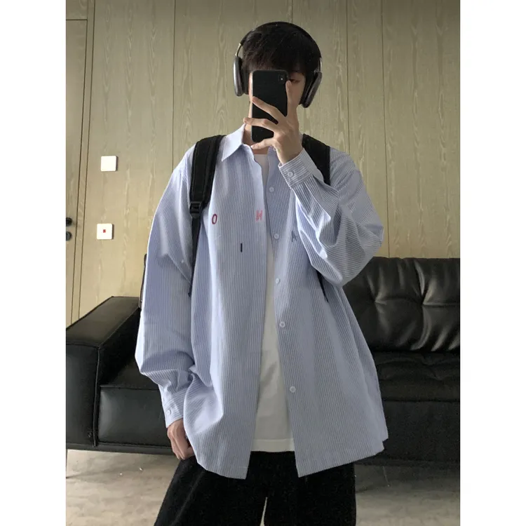 【小王家】秋设计感韩版潮流刺绣彩色字母休闲百搭宽松长袖条纹衬衫