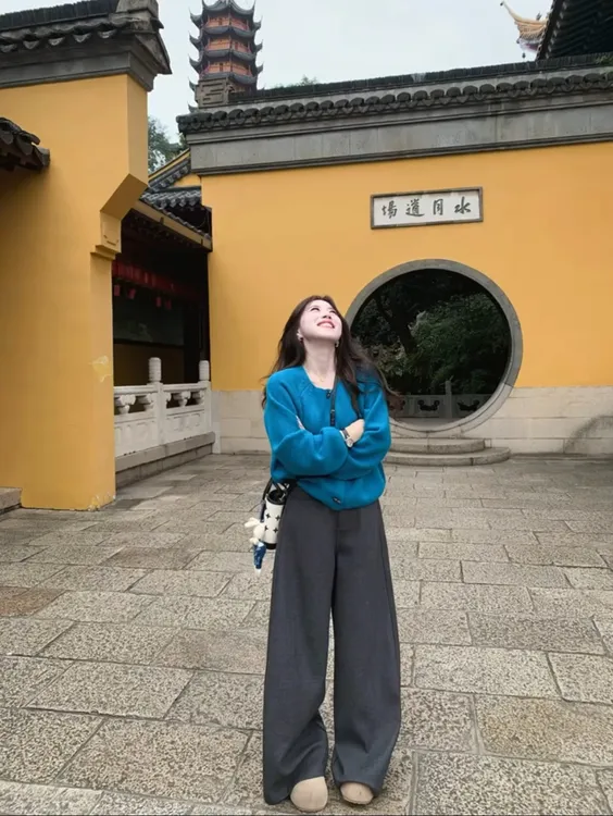【铃度】法式高级感慵懒风INS休闲时尚套装上衣灰色休闲长裤套装