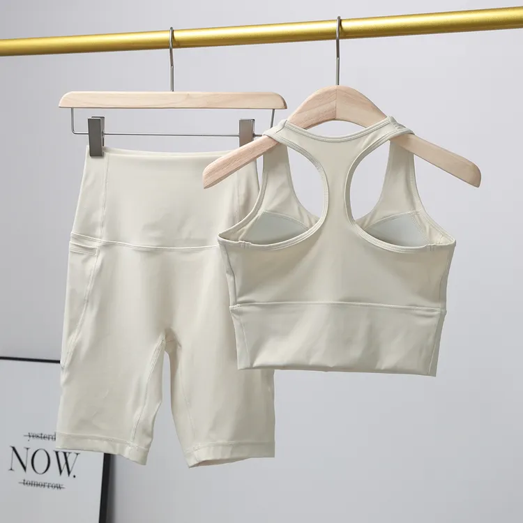 健身套装女2025新款晨跑步防震运动内衣套装网红瑜伽五分裤两件套