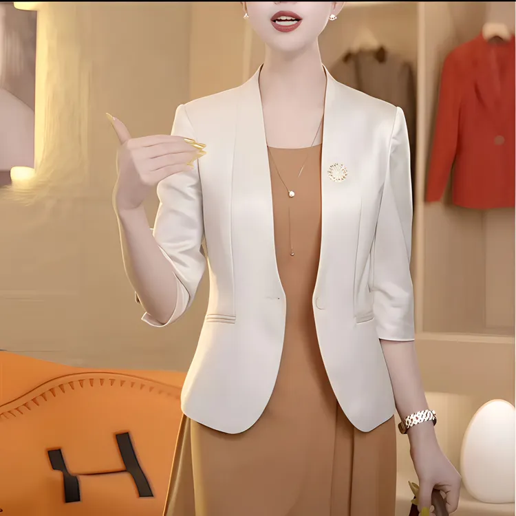 无领七分袖小西装女夏季2025新款修身显瘦小个子短款西服外套女