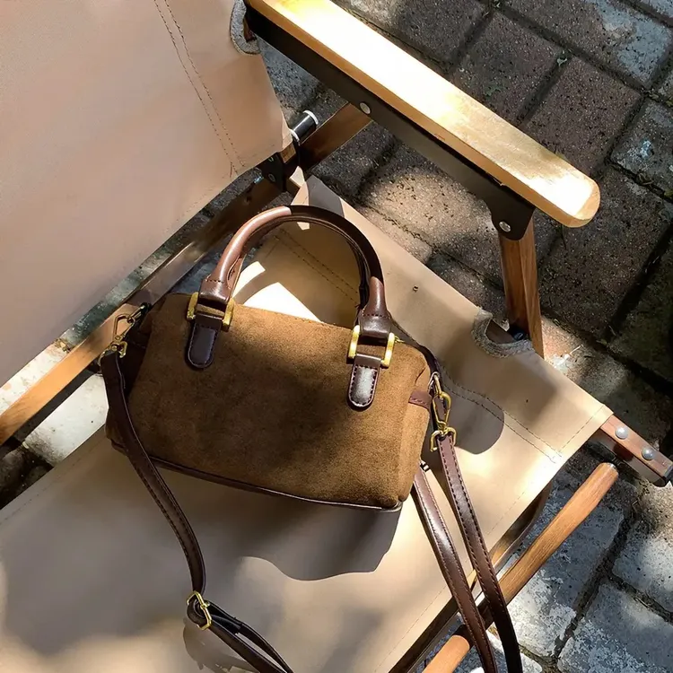 2026秋冬季新款复古百搭毛呢麂皮绒波士顿包韩国手提保龄球包包女