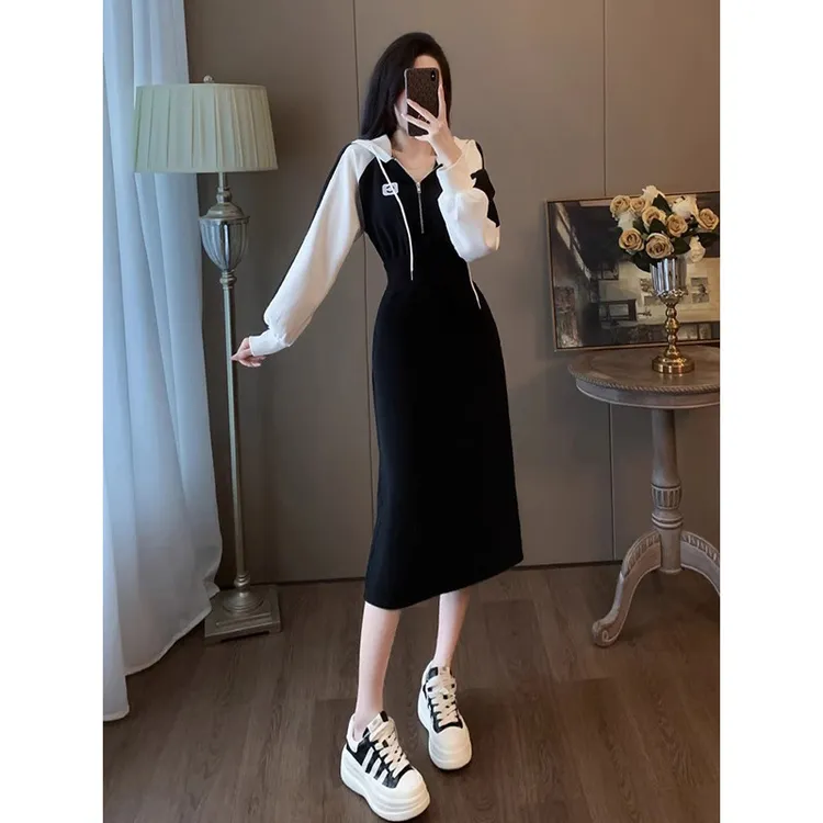 黑色长袖厚款T洋装女春秋穿搭高级感气质收腰显瘦中长版连帽裙子