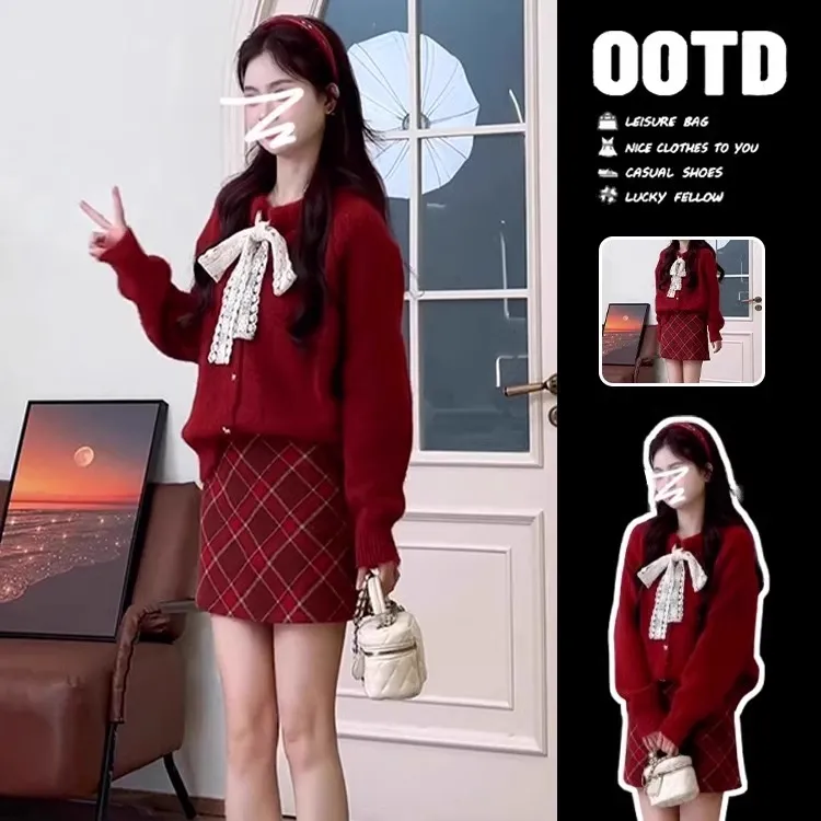 秋冬季穿搭套装氛围感时尚红色针织开衫复古显瘦格子短裙两件套女