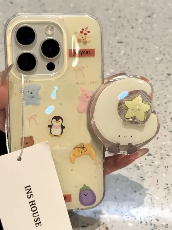 可爱卡通茄子小熊适用苹果16Promax手机壳iPhone13保护套1514防摔