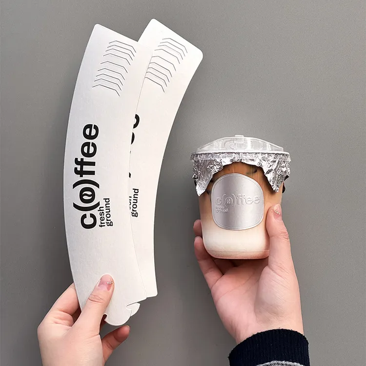 网红爆款银色浮雕贴纸冷饮杯咖啡奶茶塑杯可调节防水卡扣发泡杯套