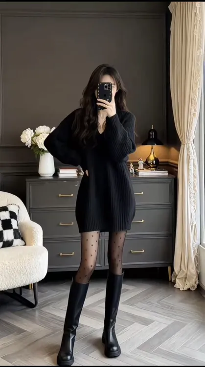 秋冬大码女针织显瘦V领长袖打底衫微胖mm显瘦套头气质毛衣