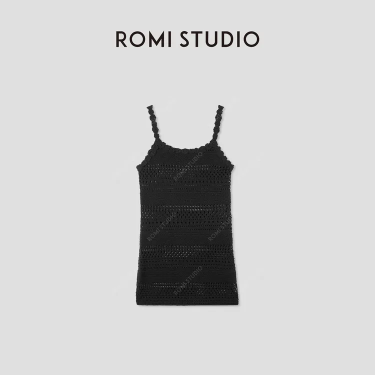 ROMI STUDIO“法式复古”亚麻棉镂空肌理感吊带连衣裙 RWCSLT2132