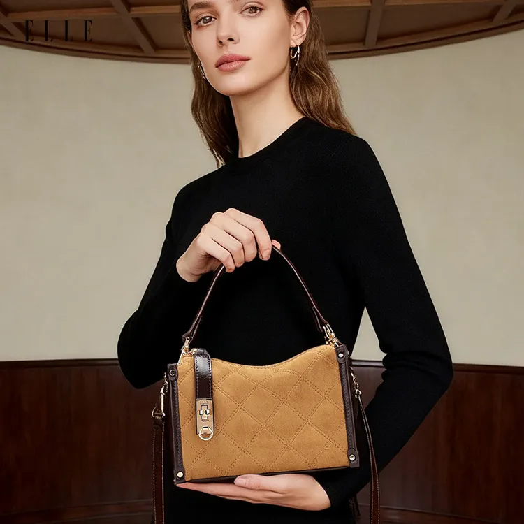 ELLE26新款琥珀流光菱格铆钉女包沙色女盒子斜挎单肩包