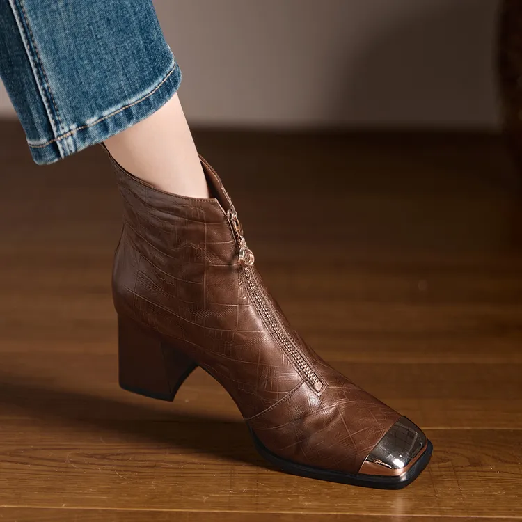 手工女鞋2025秋冬新款方头粗跟短靴女前拉链鬼帝靴金属头切尔西靴