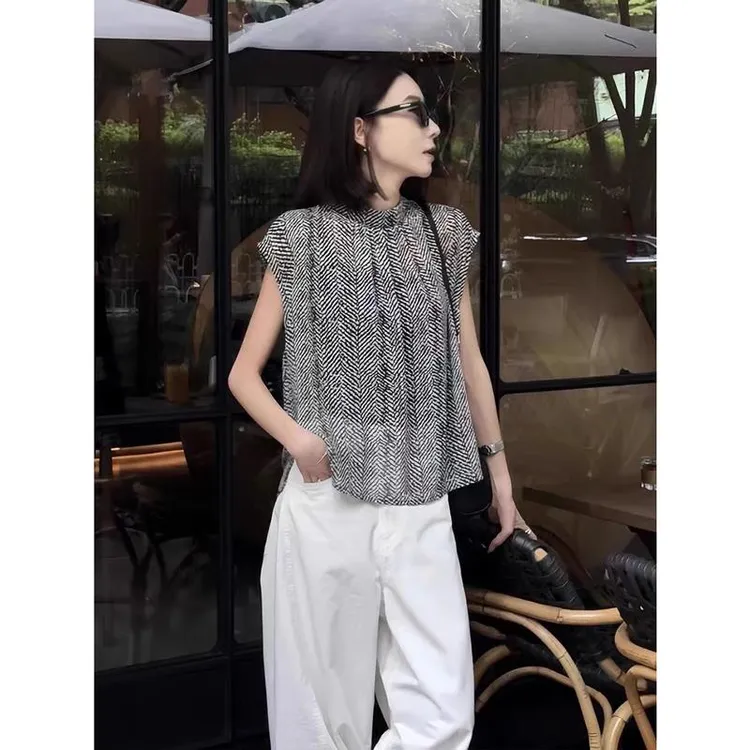 雪纺衬衫女2025新款夏季轻奢高级感设计感小飞袖立领别致短袖上衣