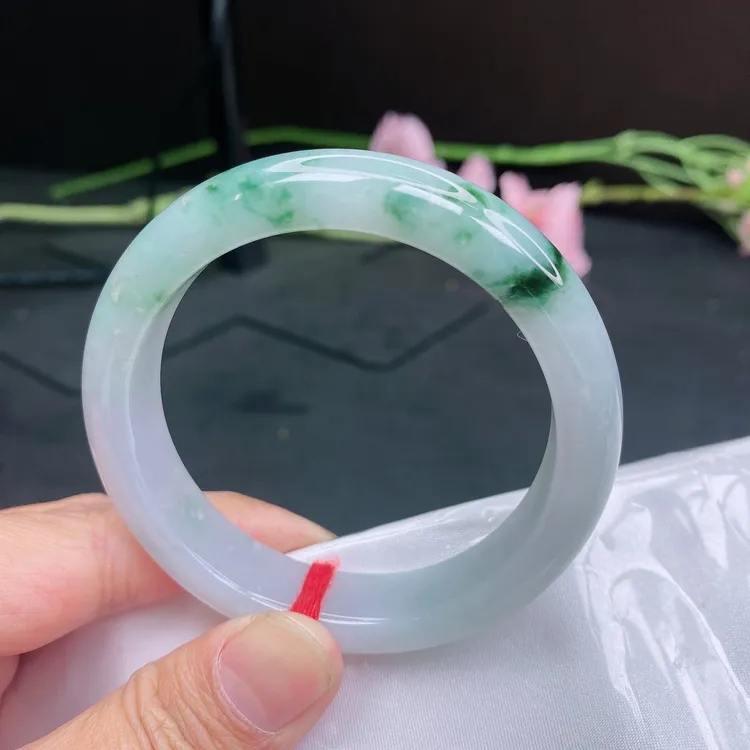 F325缅甸A货翡翠 水润飘花带撒金正圈玉手镯55.8圈口