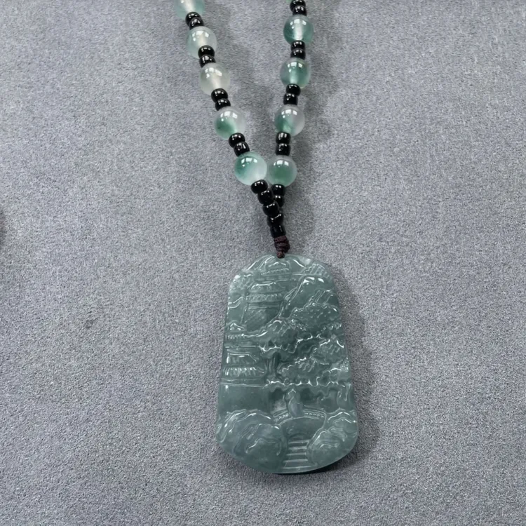 02翡翠A货蓝水满绿冰山水高40宽26厚6【超哥宠粉】